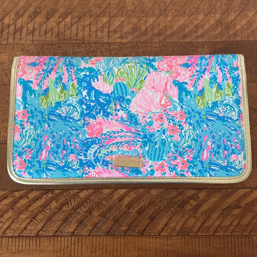 Lilly Pulitzer travel/organizer case